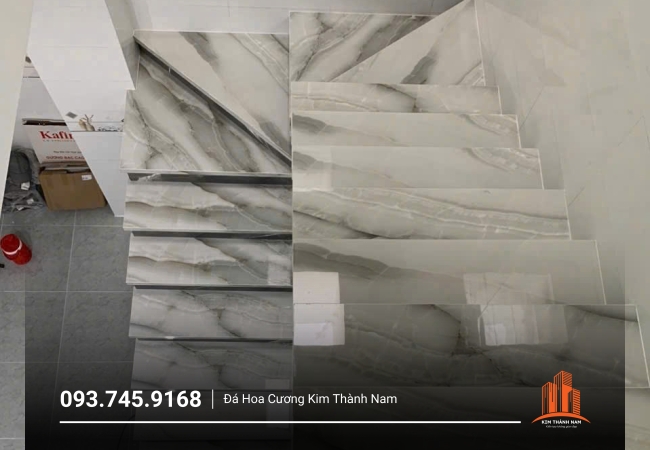 Thi công ốp đá cầu thang tại Bình Dương - CT002